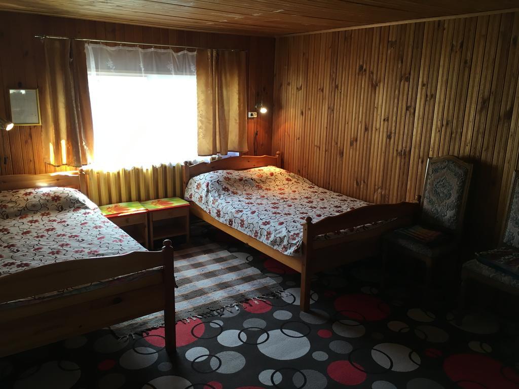 Tolli Hostel & Holiday House Valga Exteriör bild